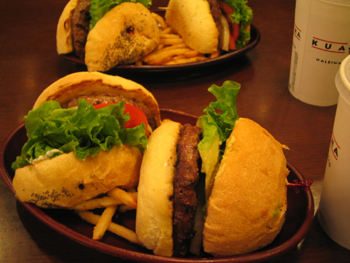 クアアイナバーガー