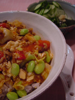 麻婆豆腐丼