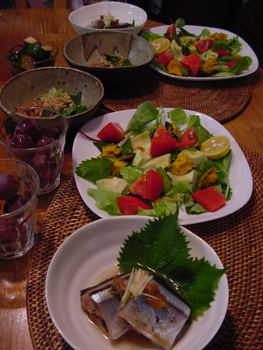 秋刀魚の梅煮,アボカドとシソのサラダ